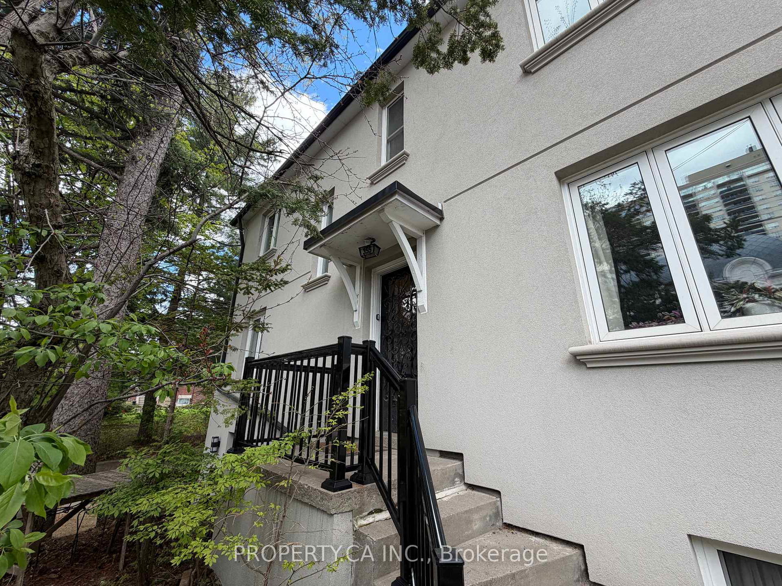 355-spadina-road-toronto-ontario-c13133680