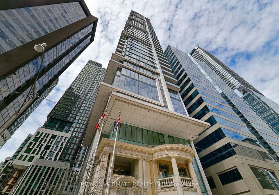 426-university-avenue-toronto-ontario-c13133784