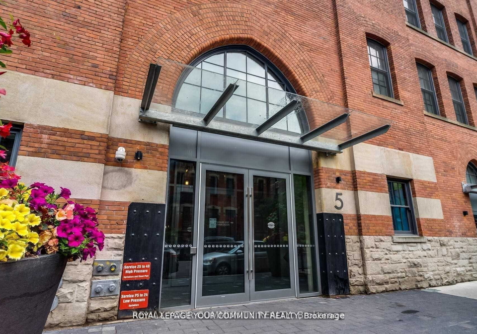 5-st-joseph-street-toronto-ontario-c13134076
