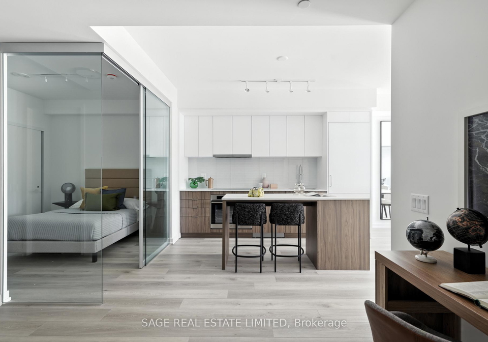 863-st-clair-avenue-w-toronto-ontario-c13134474