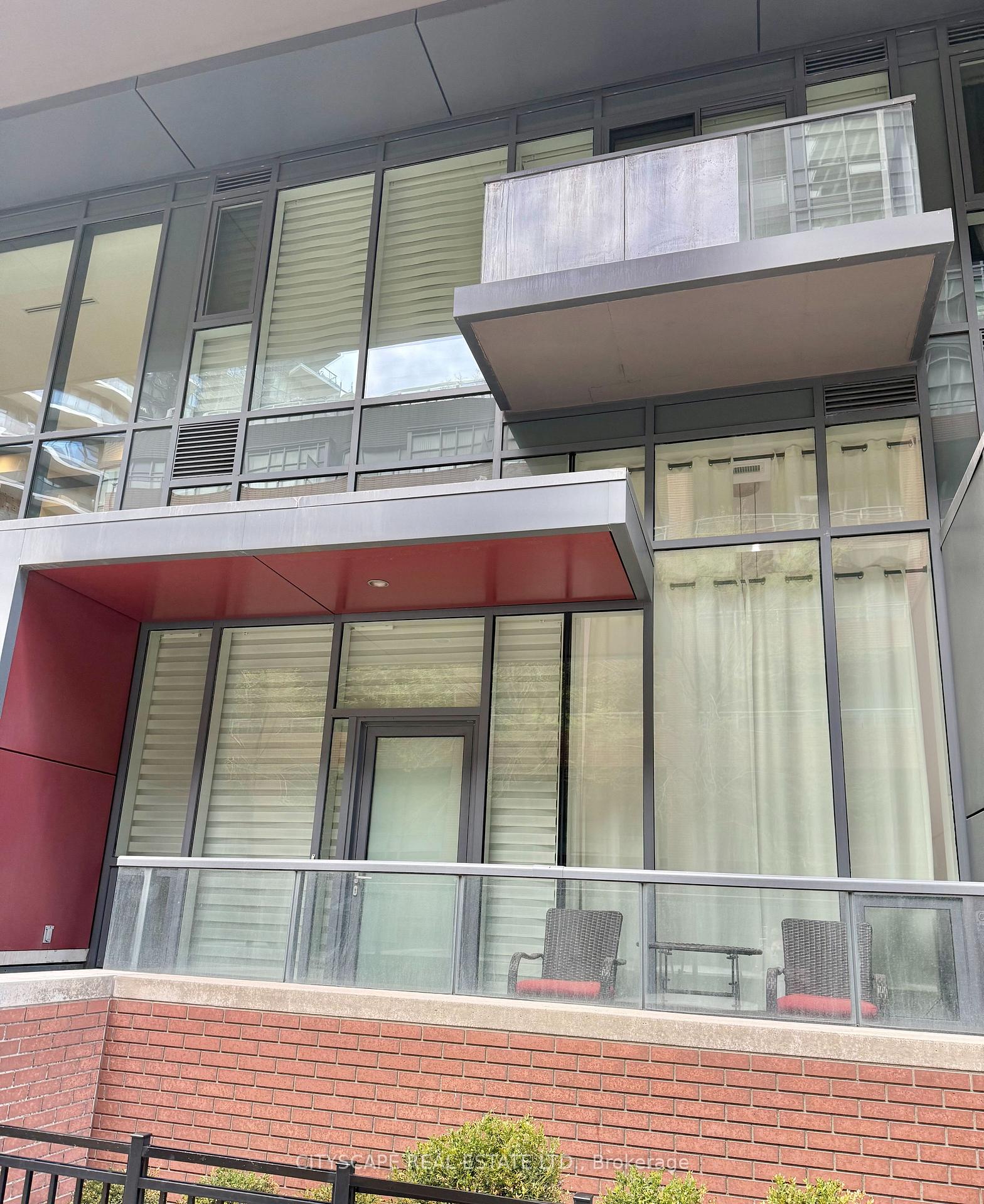 20-bruyers-mews-toronto-ontario-c13134808