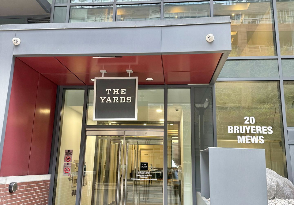 20-bruyers-mews-toronto-ontario-c13134808