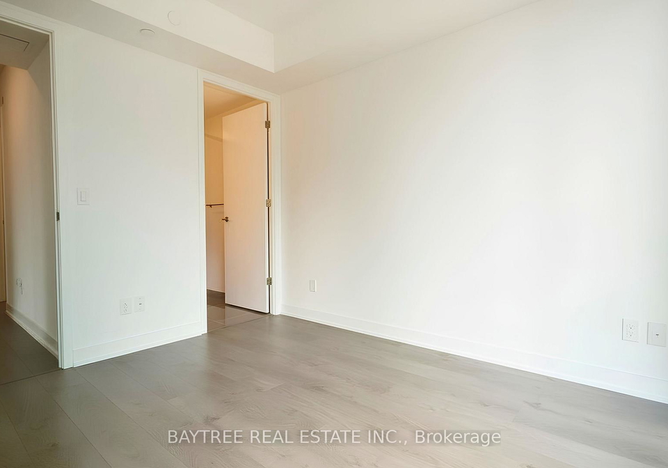 501-yonge-street-toronto-ontario-c13134888