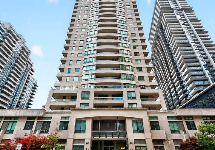 23-hollywood-avenue-north-york-ontario-c13134944