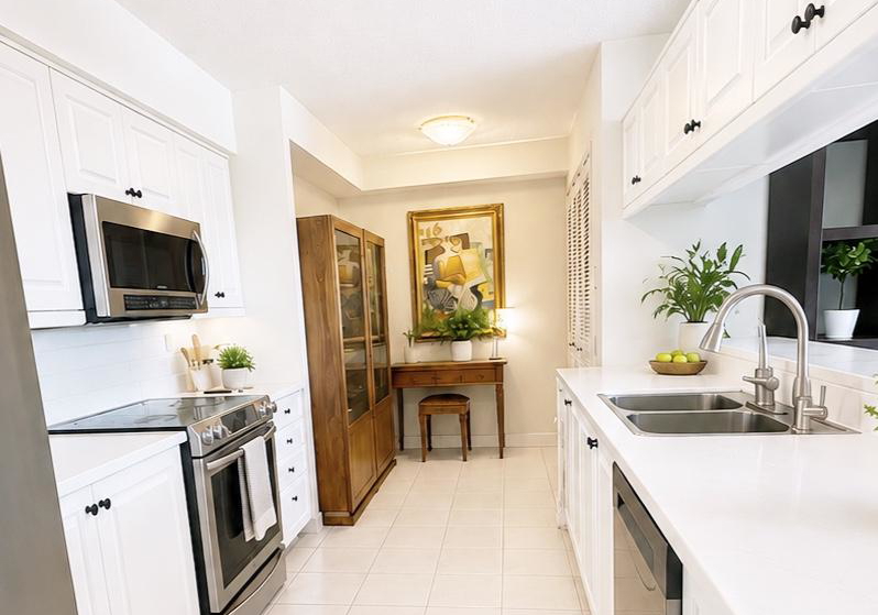 100-upper-madison-avenue-toronto-ontario-c13135200