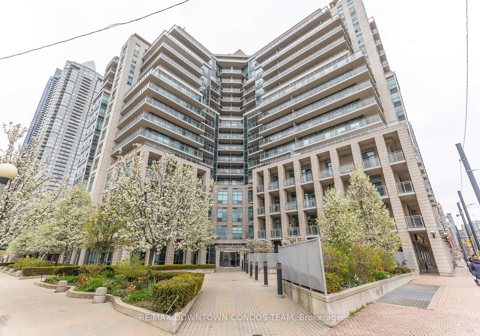 410-queens-quay-w-toronto-ontario-c13135356