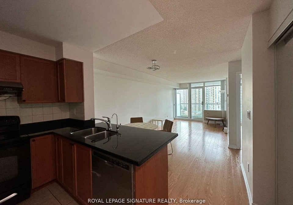 5500-yonge-street-toronto-ontario-c13135726