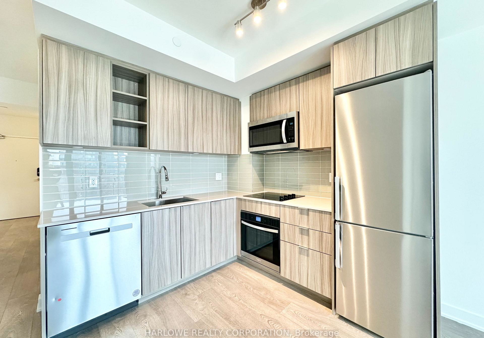 543-richmond-street-w-toronto-ontario-c13135820