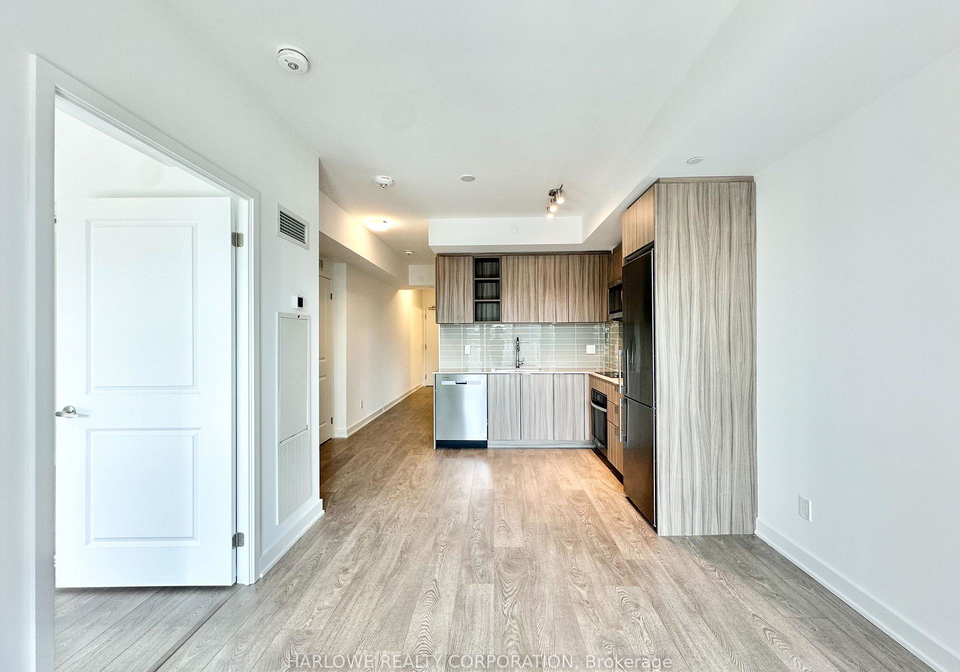 543-richmond-street-w-toronto-ontario-c13135820