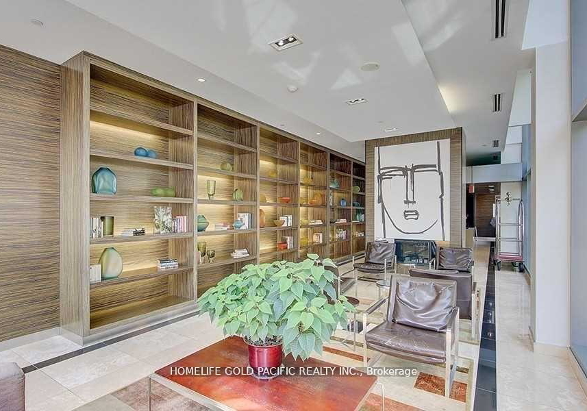 37-grosvenor-street-toronto-ontario-c13135970