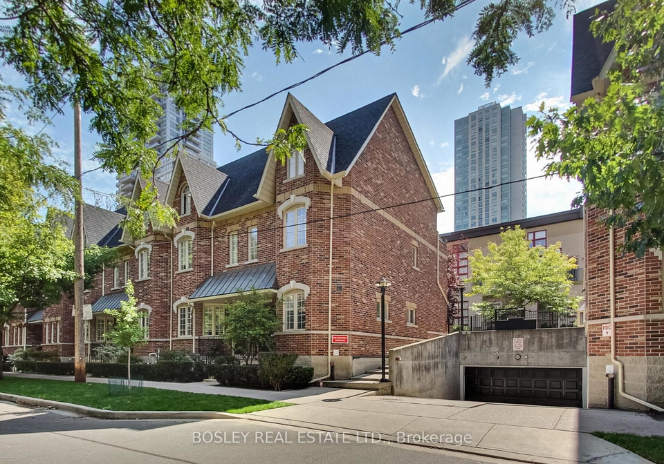 21-earl-street-toronto-ontario-c13136094