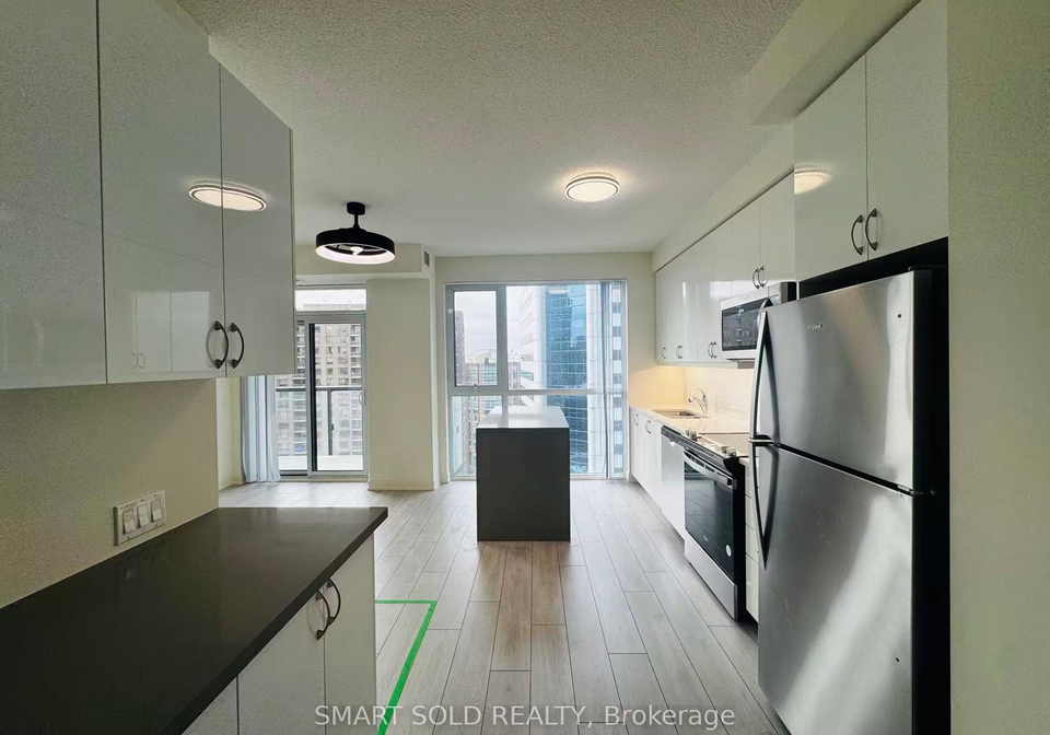 4955-yonge-street-north-york-ontario-c13136158