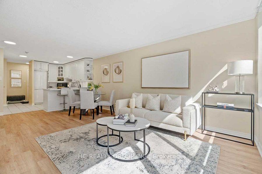 633-bay-street-toronto-ontario-c13136342