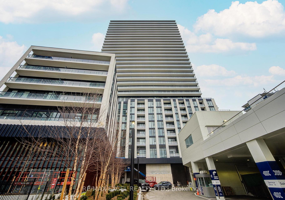 5858-yonge-street-toronto-ontario-c13136534