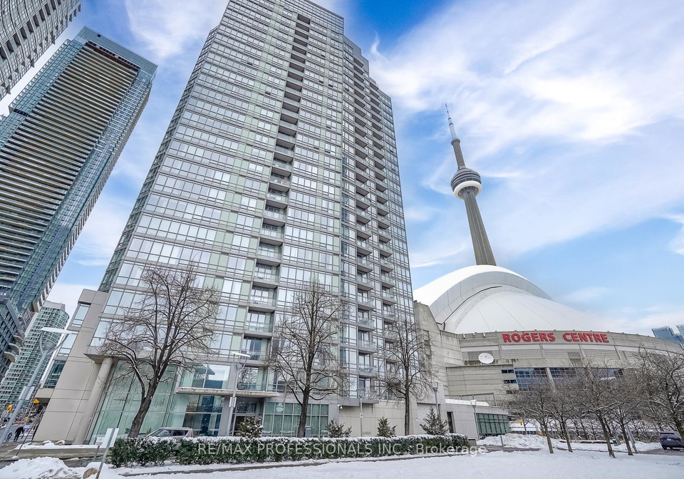 3-navy-wharf-court-toronto-ontario-c13136690