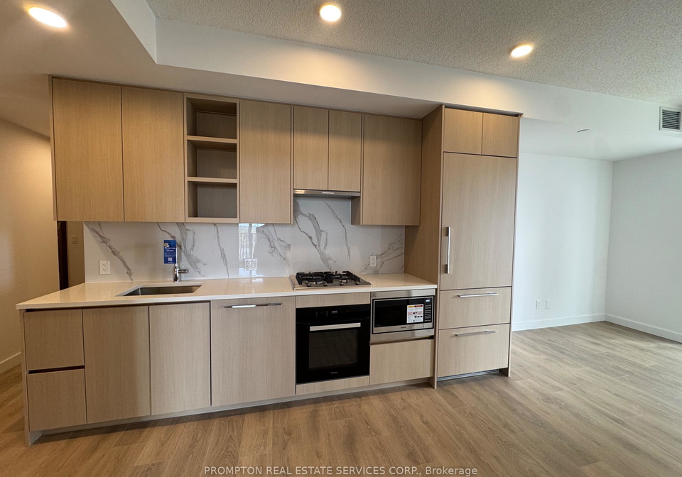 68-esther-shiner-boulevard-north-york-ontario-c13136772
