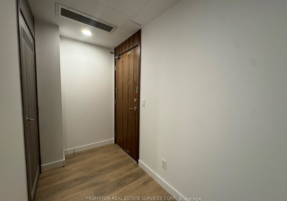 68-esther-shiner-boulevard-north-york-ontario-c13136772