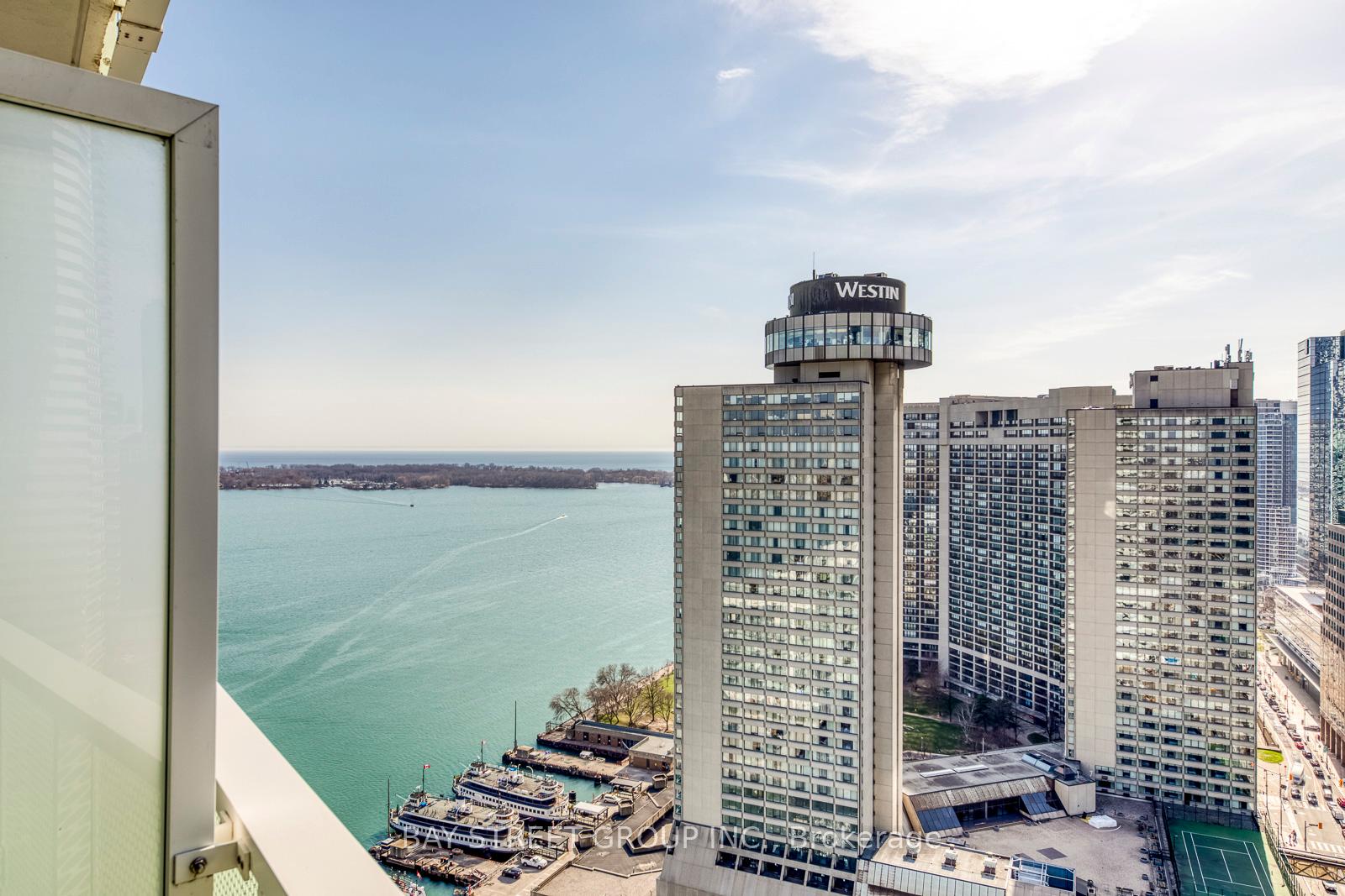 15-queens-quay-e-toronto-ontario-c13137506