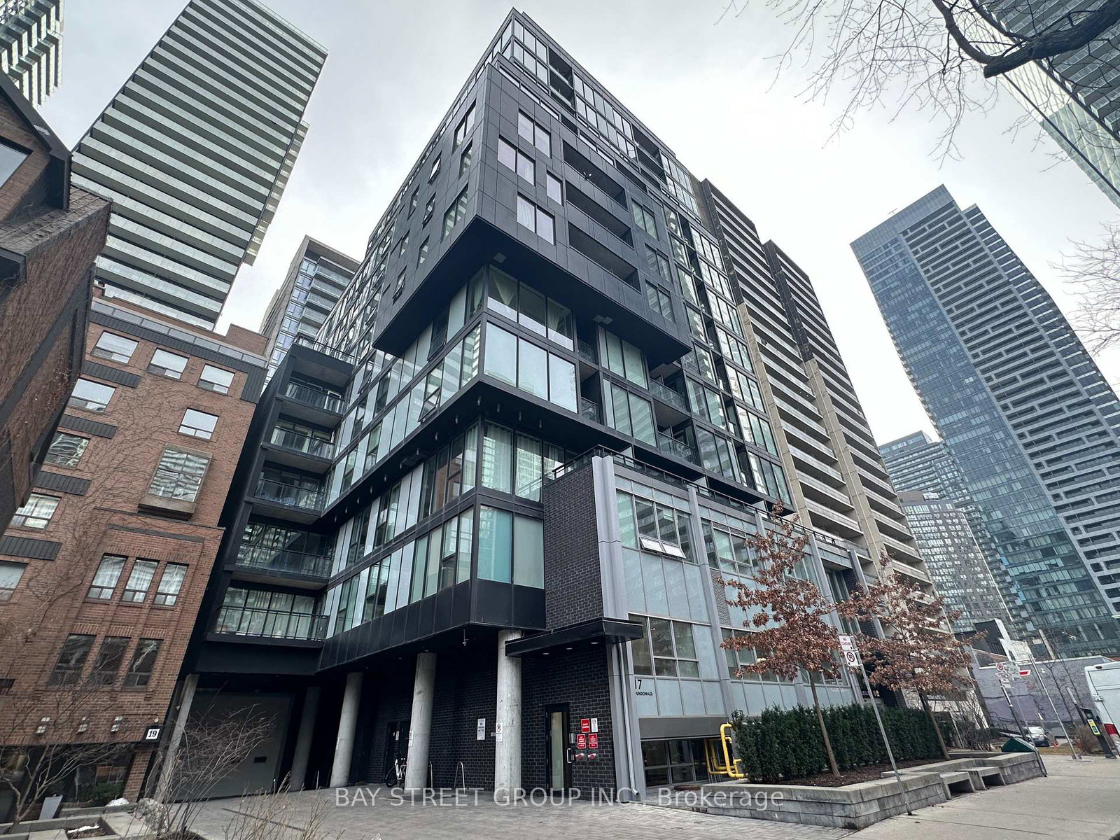 17-dundonald-street-toronto-ontario-c13137570