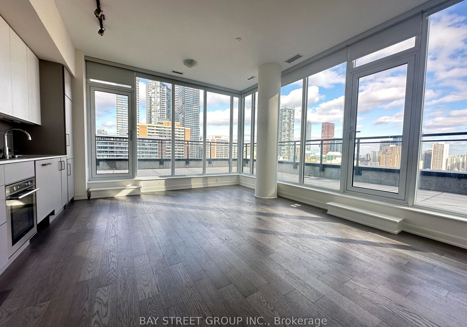 17-dundonald-street-toronto-ontario-c13137570