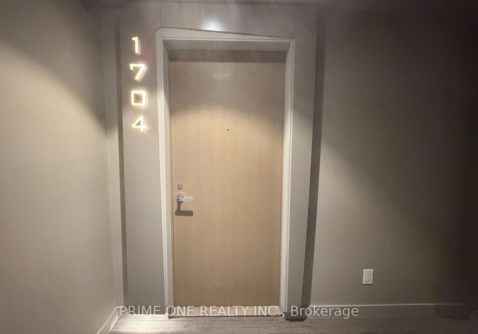1-bloor-street-e-toronto-ontario-c13137624