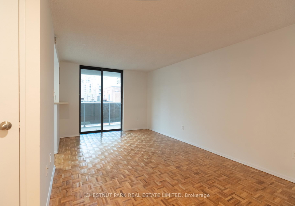 20-saint-patrick-street-toronto-ontario-c13137738