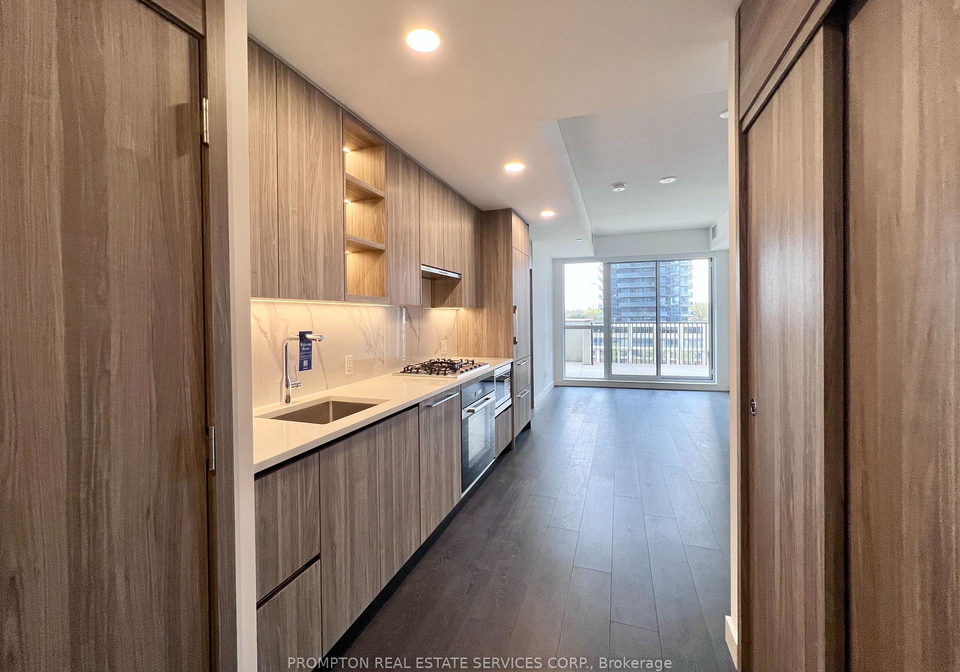 68-esther-shiner-boulevard-north-york-ontario-c13137836