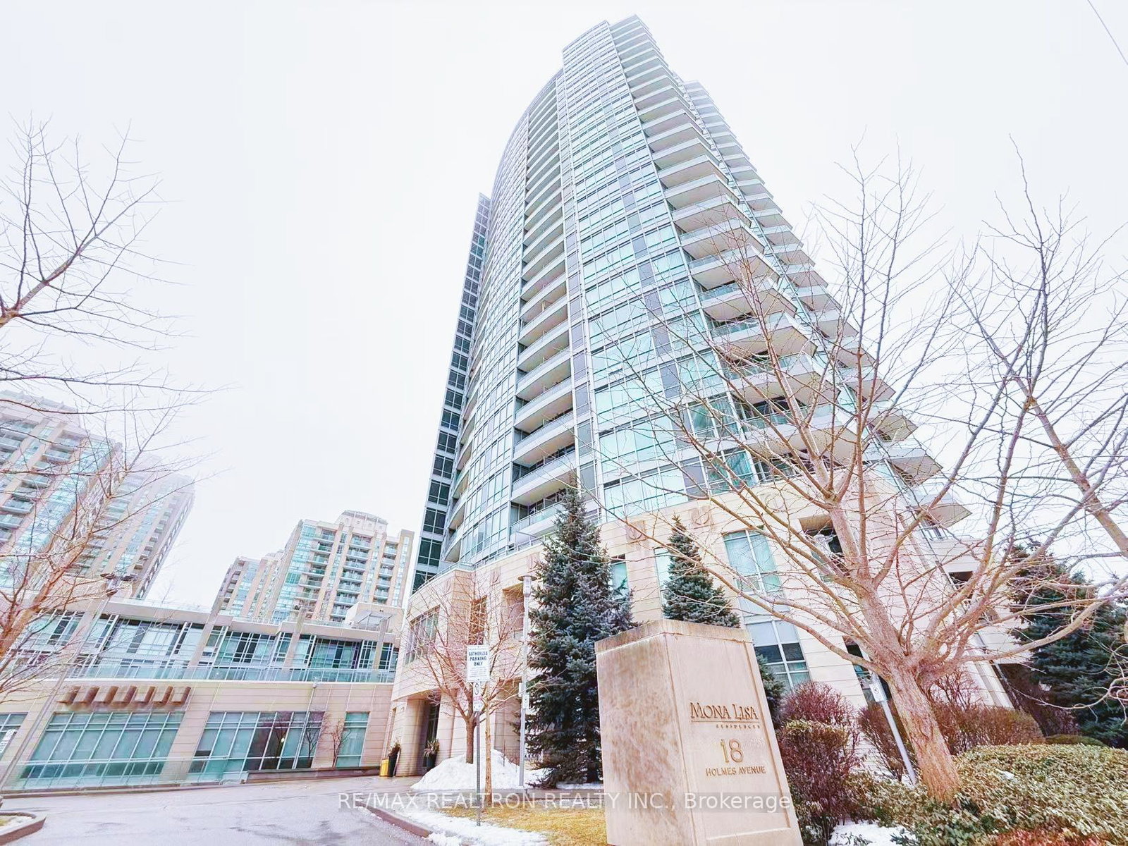 18-holmes-avenue-north-york-ontario-c13137928