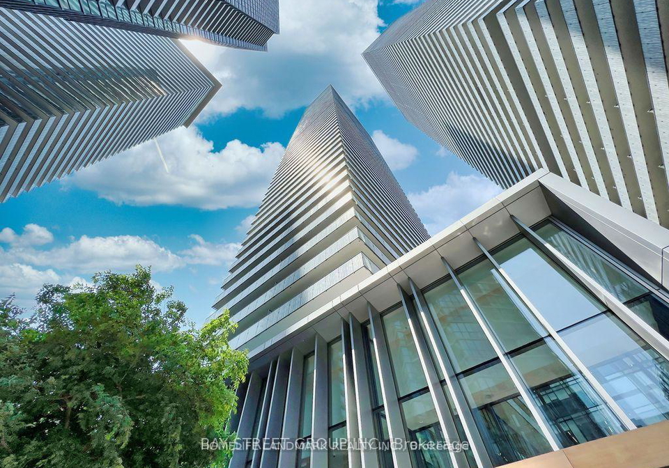 42-charles-street-e-toronto-ontario-c13137952