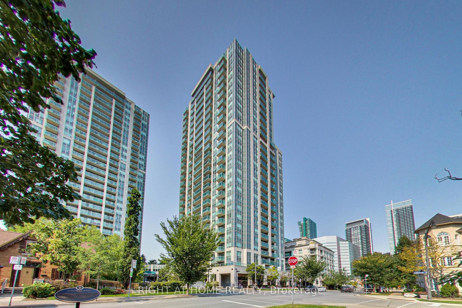 16-harrison-garden-boulevard-north-york-ontario-c13138080