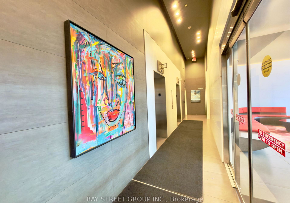 159-dundas-street-e-toronto-ontario-c13138106