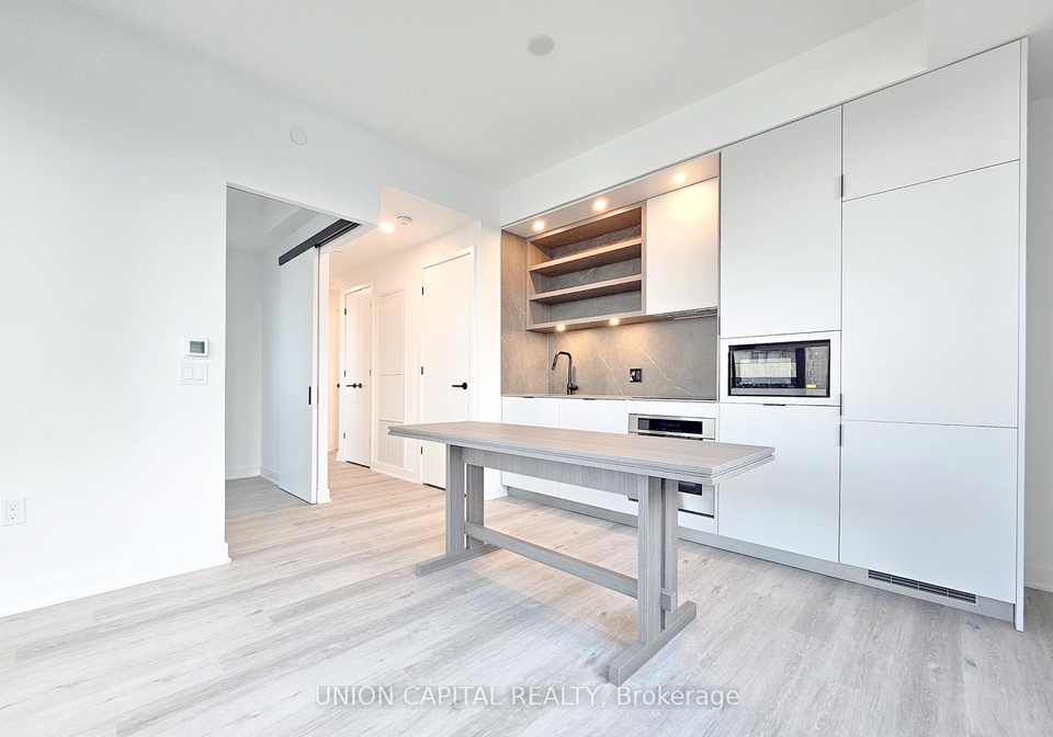 55-charles-street-toronto-ontario-c13138124