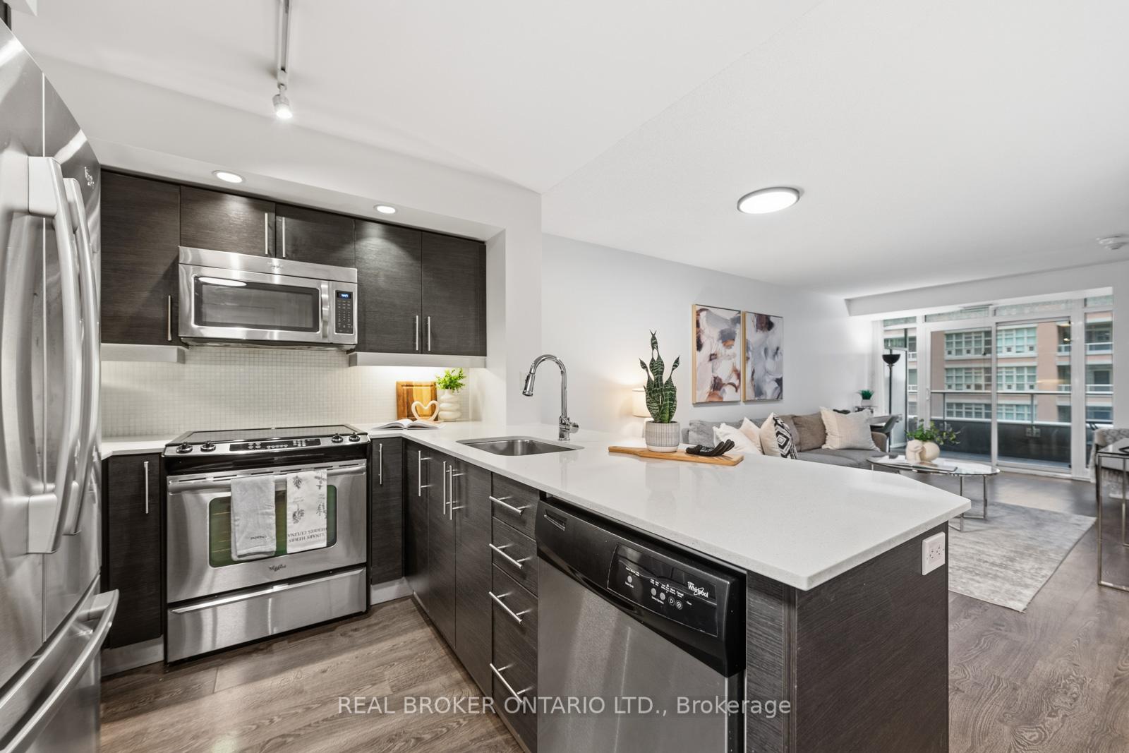 75-east-liberty-street-toronto-ontario-c13138274
