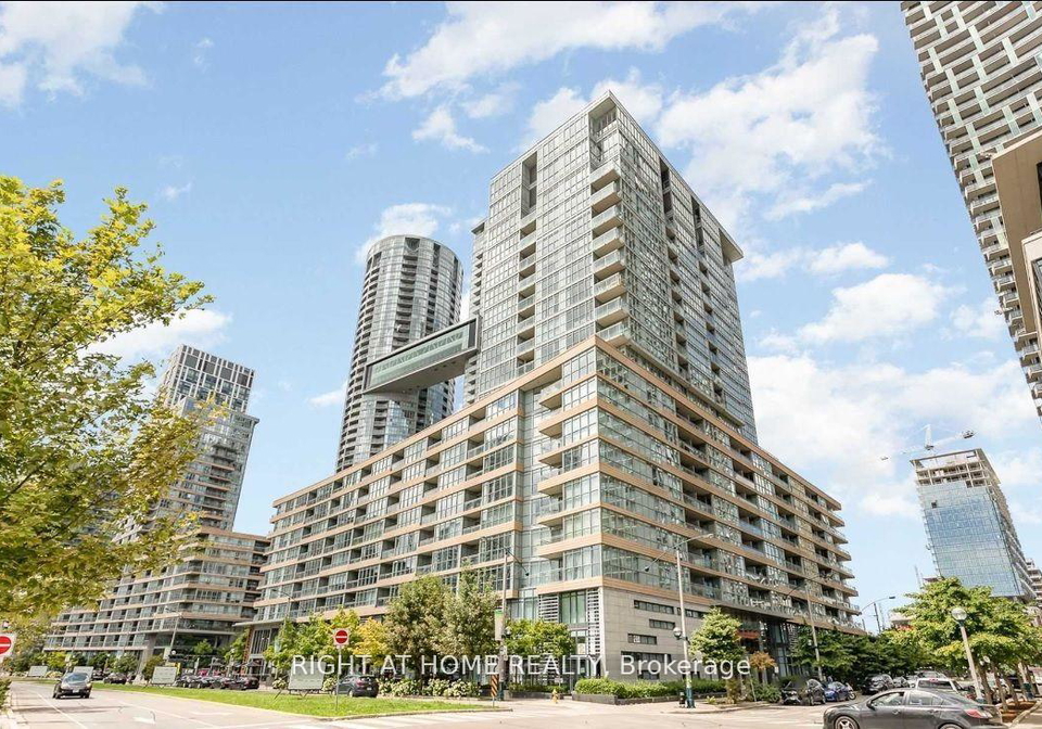 10-capreol-court-toronto-ontario-c13138534