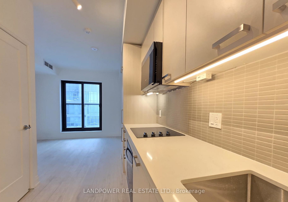 20-soudan-avenue-toronto-ontario-c13138564