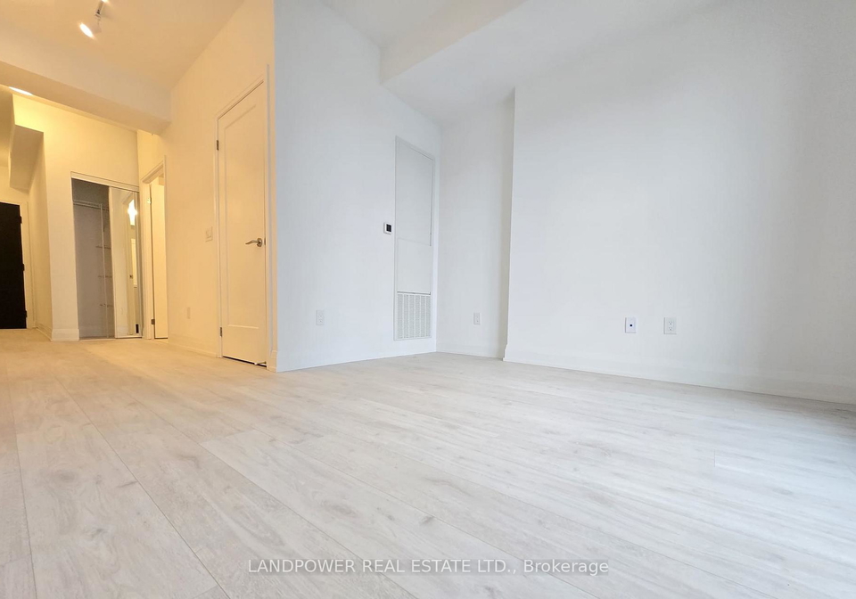 20-soudan-avenue-toronto-ontario-c13138564