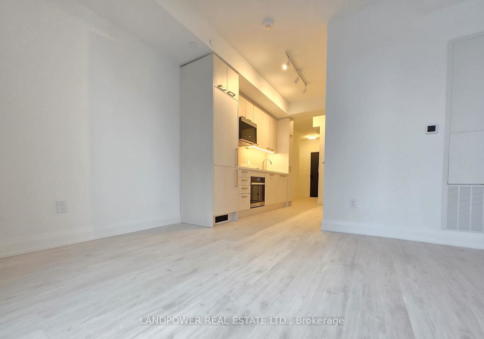 20-soudan-avenue-toronto-ontario-c13138564