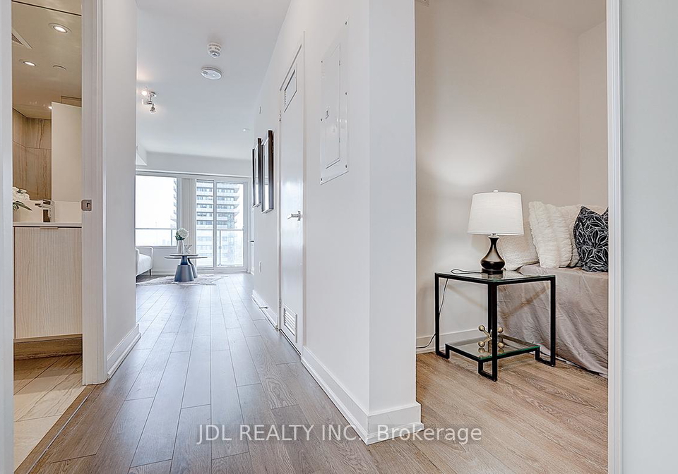 195-redpath-avenue-toronto-ontario-c13138696