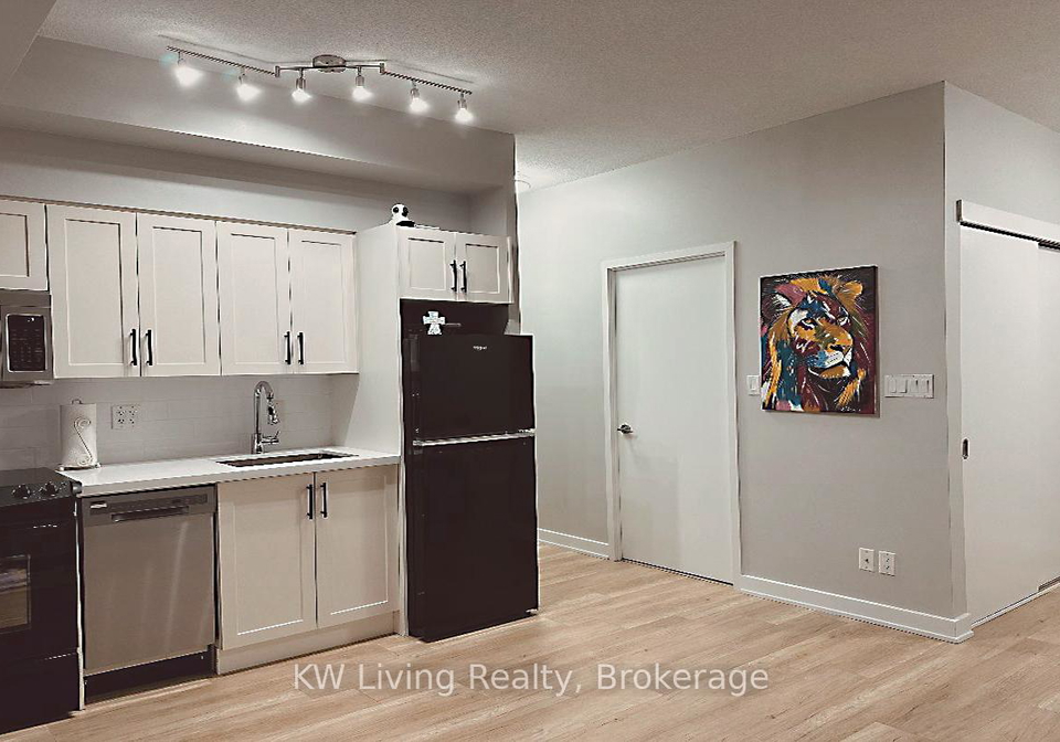 126-simcoe-street-toronto-ontario-c13138776