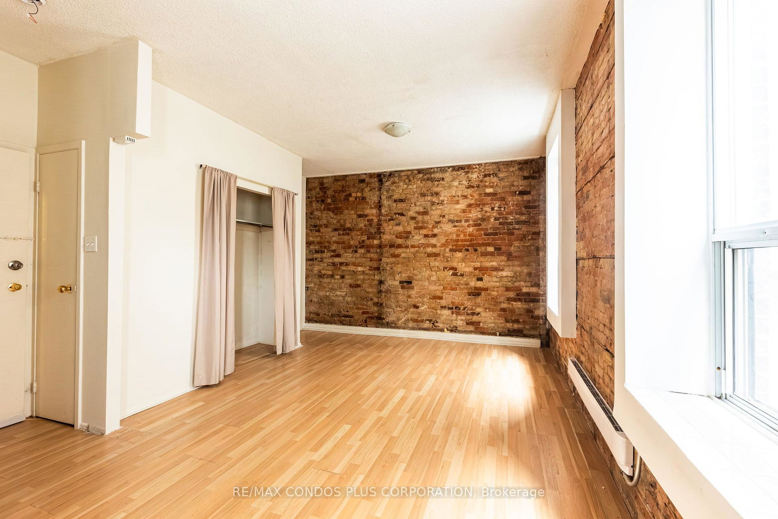 225-gladstone-avenue-toronto-ontario-c13138904