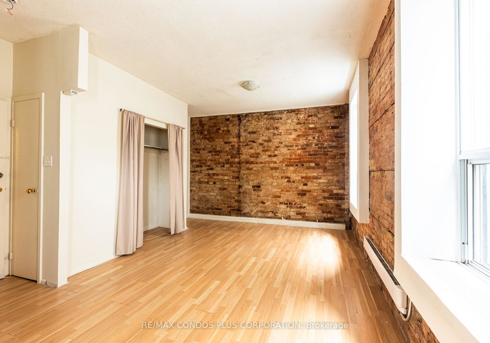 225-gladstone-avenue-toronto-ontario-c13138904