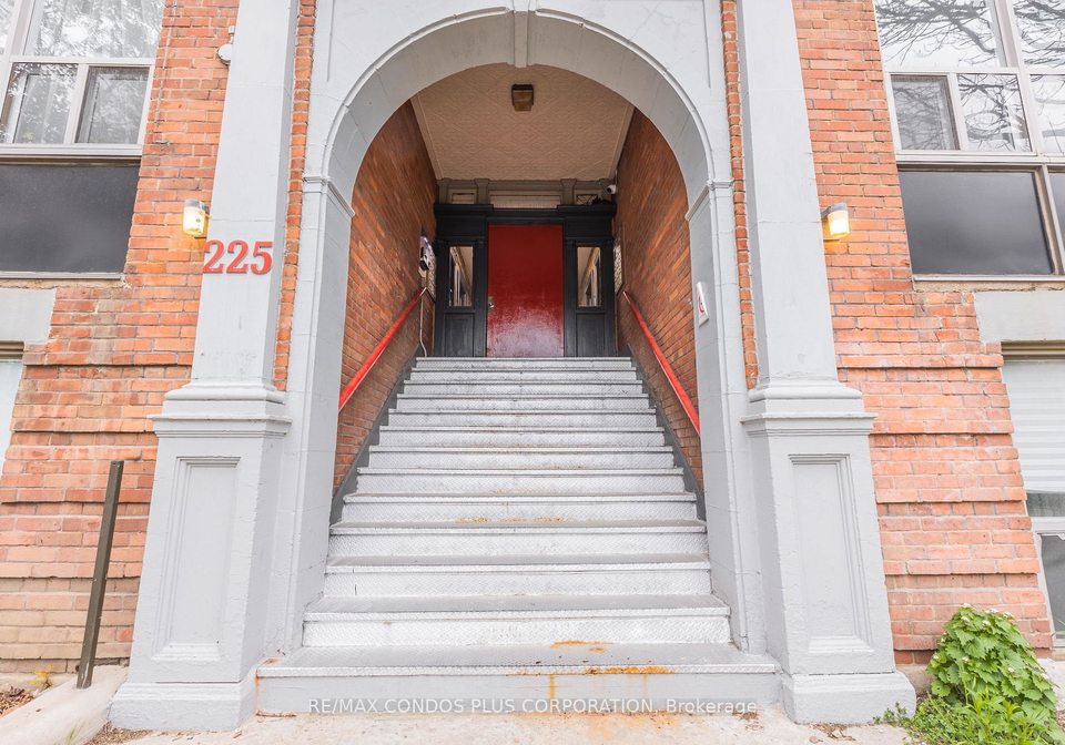 225-gladstone-avenue-toronto-ontario-c13138904