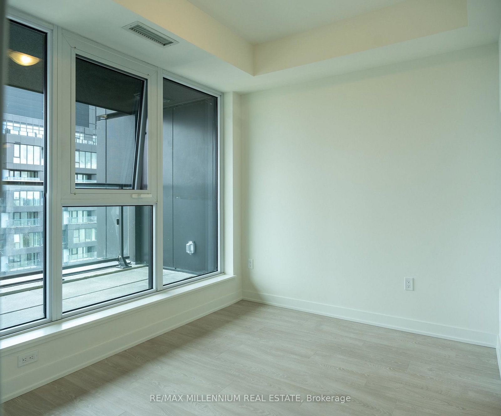 1-quarrington-lane-north-york-ontario-c13138922