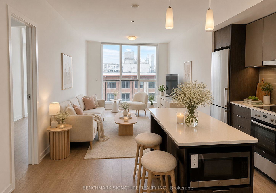 203-college-street-toronto-ontario-c13138994