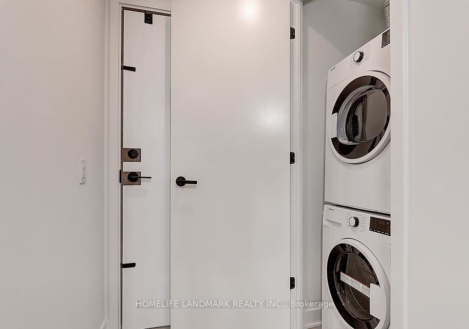 55-charles-street-e-toronto-ontario-c13139084