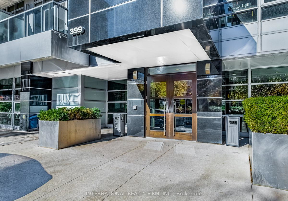 399-adelaide-street-w-toronto-ontario-c13139144