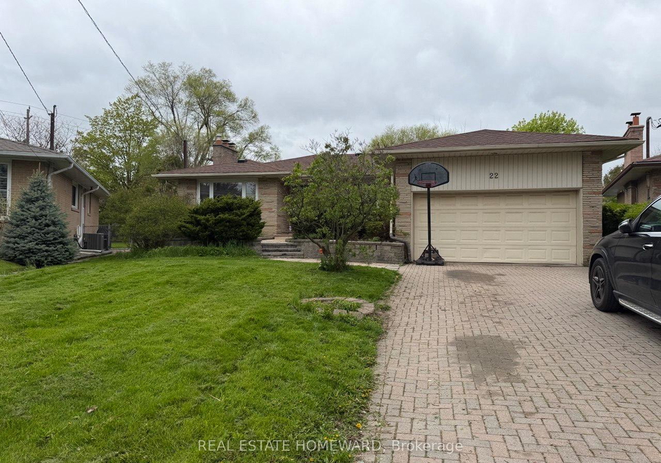 22-whitelock-crescent-north-york-ontario-c13139156