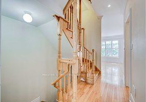 18-espana-lane-north-york-ontario-c13139176