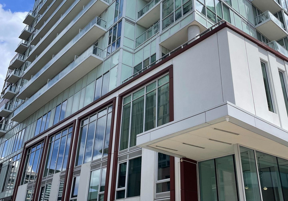 33-helendale-avenue-toronto-ontario-c13139334