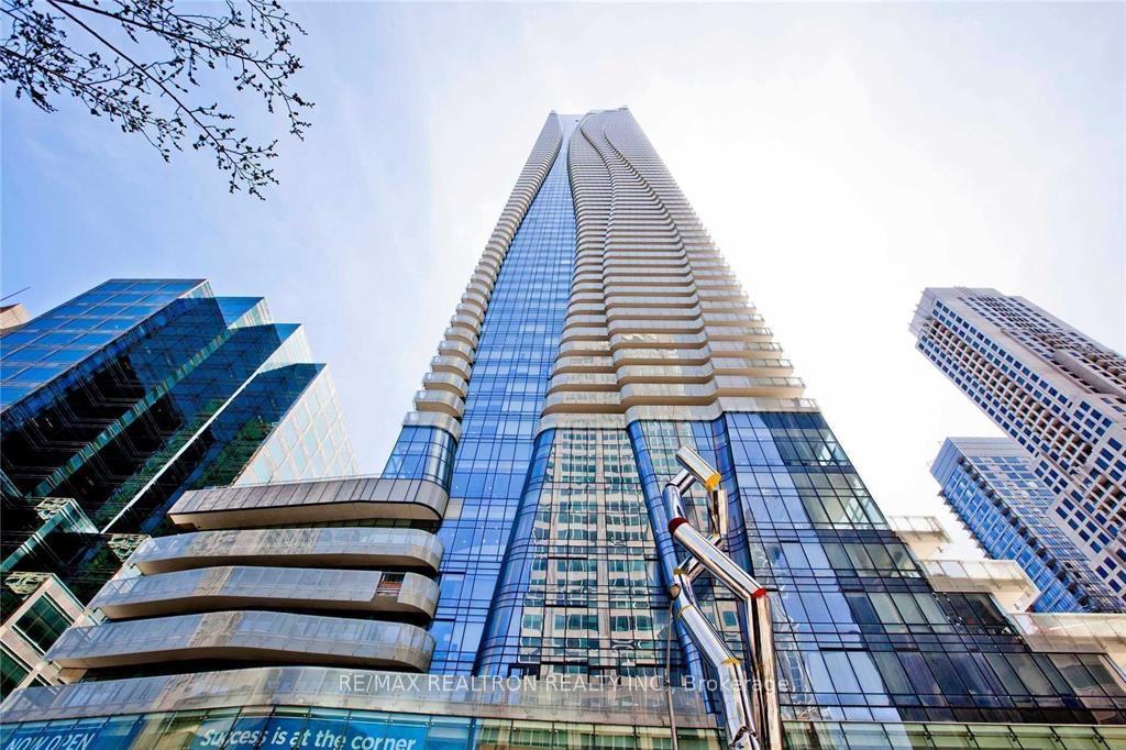1-bloor-street-e-toronto-ontario-c13139370